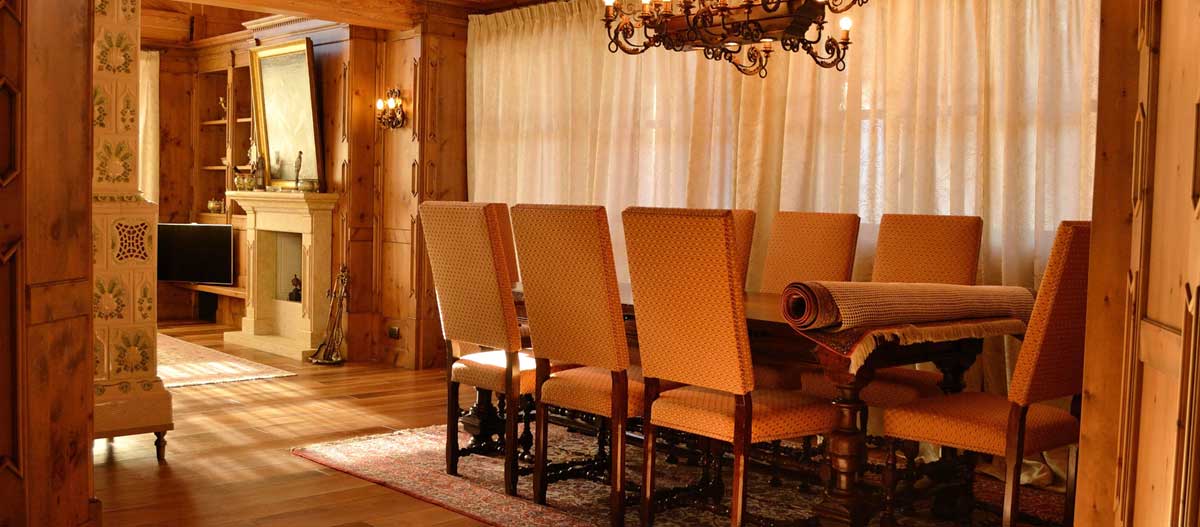 soggiorno legno classico